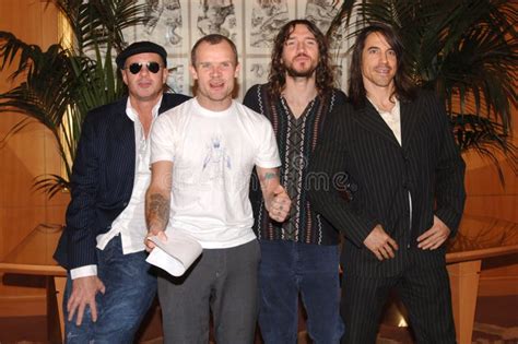 Red Hot Chili Peppers Photo Session At The Four Season Hotel Chad Smith Flea John