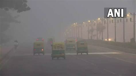 Cold wave: Delhi-NCR to witness intense cold, dense fog in next 4 days ...