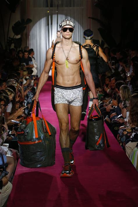 Dolce Gabbana The Naked King S S 19 Men S Show Dolce Gabbana
