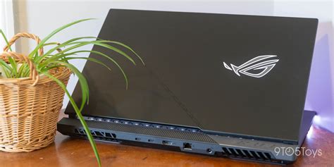 ASUS ROG Strix SCAR 17 Review: This laptop is a portable desktop