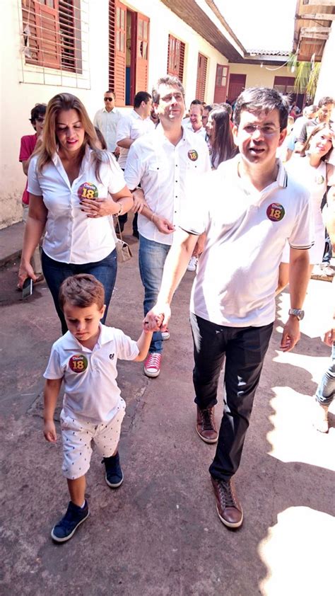 Randolfe Rodrigues E Esposa E Filhos