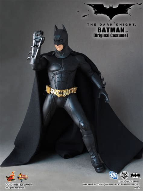 Hot Toys MMS The Dark Knight Batman Original Costume Hot Toys Complete Checklist