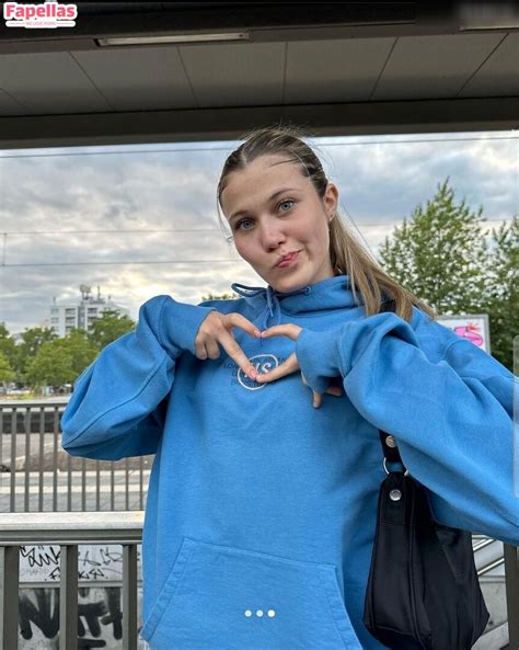 Anna Ndc Aka Anna Ndc17 Nude Leaks Photo 15 Fapellas