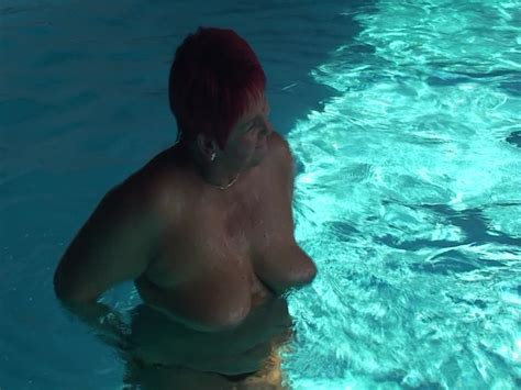 Naked Swim In The Pool Pics Xhamster
