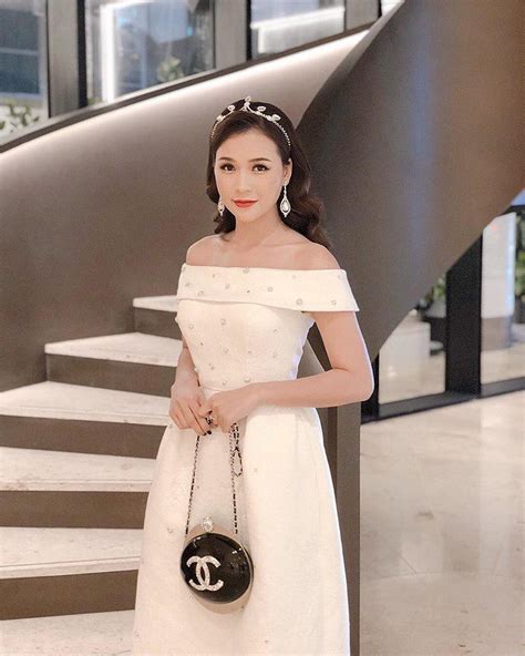 Chị em ra mà xem chỉ cai hàng hiệu hot girl này đã để dành được hơn 2 triệu đô