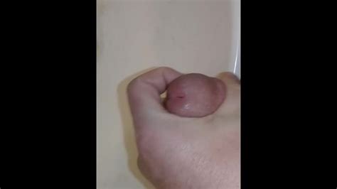 撒尿然后摸自己没有射精 Pornhub Gay