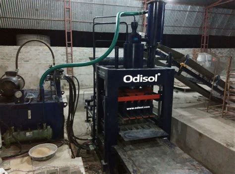 Automatic Solid Cement Bricks Making Machine At Rs 650000 In