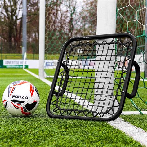 Amazon.com : RapidFire Handheld Soccer Rebounder - Goalkeeper Training ...