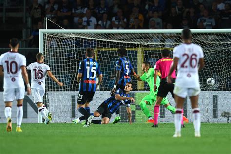 L Atalanta Mata Il Toro E Aggancia La Roma In Testa Bologna