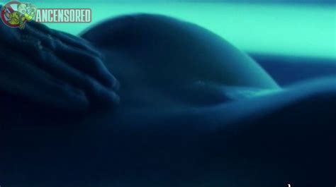 Naked Florence Thomassin In Paddy