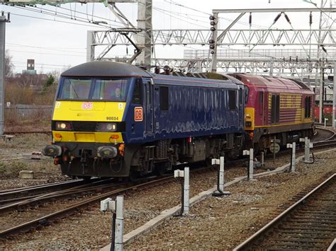 Dbc 90034 And 67016 Crewe Db Cargo Class 90 90034 Towing Flickr