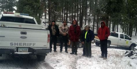 Greenlee County SAR locates hunter lost in snowy woods - The Gila Herald