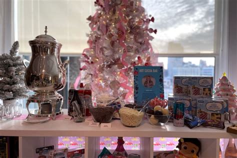 How To Set Up A Diy Hot Chocolate Bar For Your Next Party The Kitchn