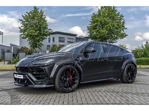 Lamborghini Urus P2 Wide Body Kit