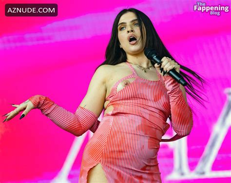 Mae Muller Nude Nip Slip At Pride Birmingham Concert Aznude