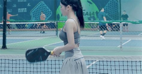 Nhan sắc hot girl Pickleball mới nổi vừa gây sốt mạng