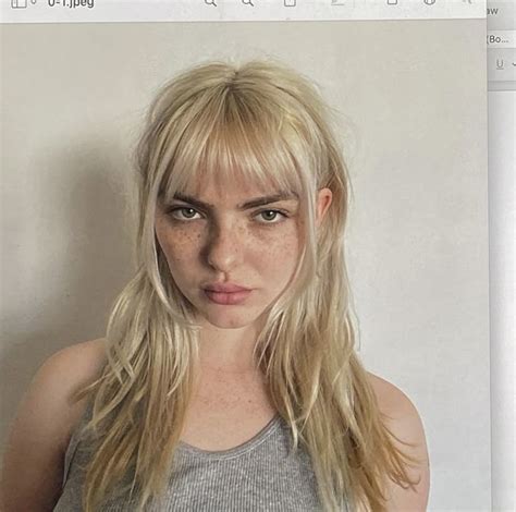 Blonde Hair Makeup Blonde Bangs Blonde Fringe Bleach Blonde Hair Cut My Hair New Hair Hair