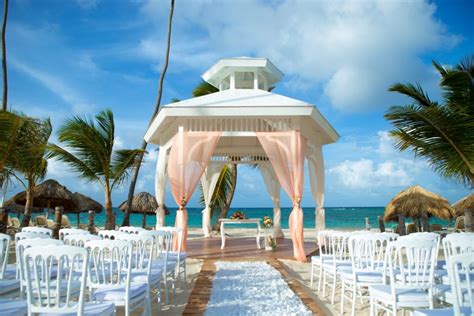 Weddings at Majestic Mirage Punta Cana: The Perfect Beach Venue