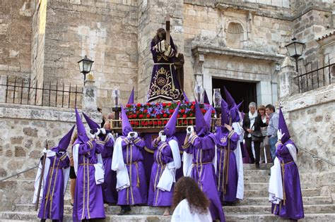 Cofradía de Nuestro Padre Jesús Nazareno y Santo Sepulcro de Baltanás