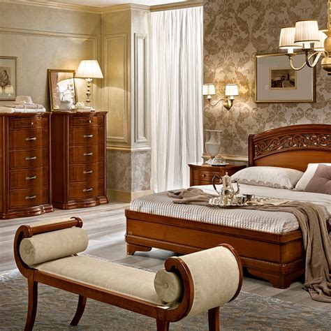 Итальянская классическая банкетка Camelgroup Torriani Noce (Montreal)