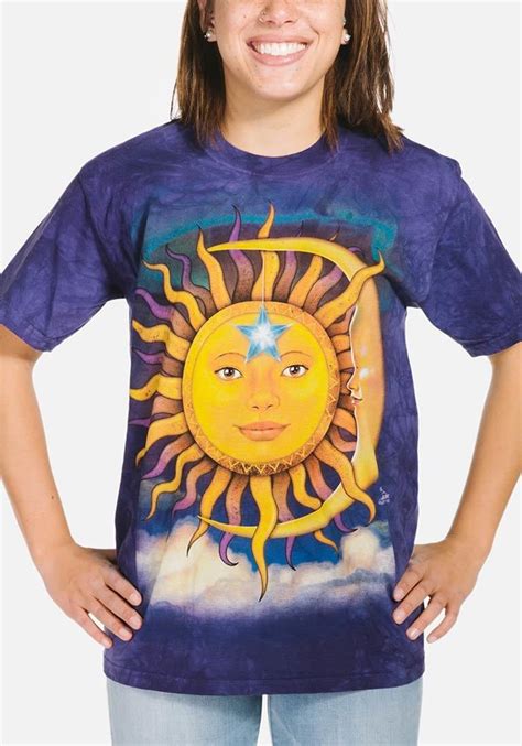 Sun Moon T-Shirt | Classic t shirts, T shirt, Clothing company