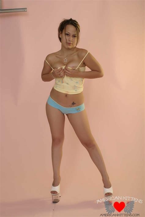 Daisy Blue Cotton Panties And Topless Oh Ya She Looks Amazing With The Panties D Porn Pictures