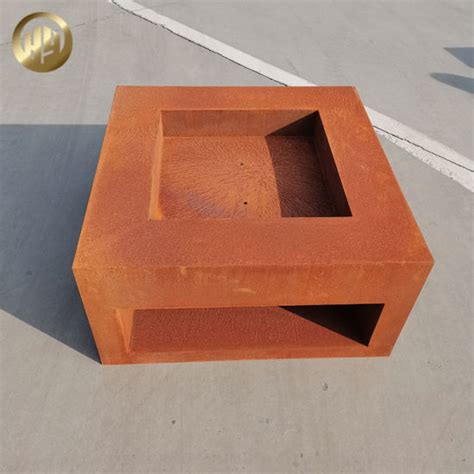 China Rectangular Corten Steel Rusty Treatment Wood Burning Fire Pit