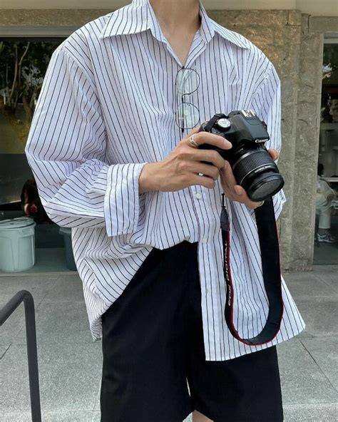 cách phối đồ với áo sơ mi form rộng nam đẹp và hot trend