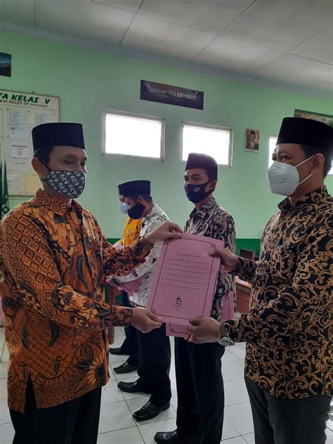 Pelantikan Dan Pengambilan Sumpah Jabatan Kepala Sekolah Di Bawah