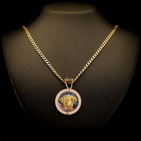 Coin Pendant Ct Gold Diamonds The Diamond Dealers