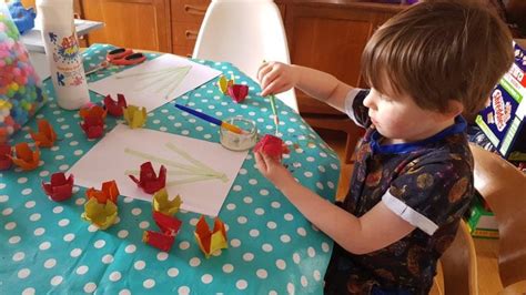 Easy Kids Craft Using Egg Boxes - Two Hearts One Roof