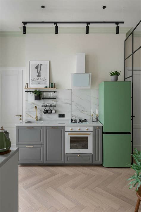 Ничего лишнего: 20 кухонных гарнитуров без навесных шкафов