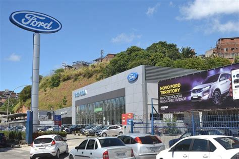 Ford vai fechar 160 concessionárias e terá de brigar pelas lojas que