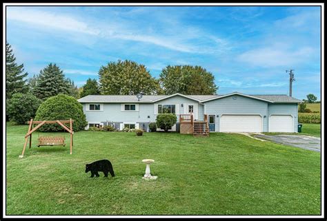 W10314 School Rd Hortonville Wi 54944 Mls 50280889 Redfin