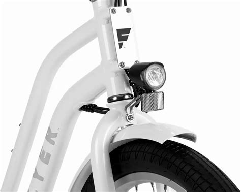 2024 Flyer By Radio Flyer Cruiser Step Thru 20 Specs Comparisons