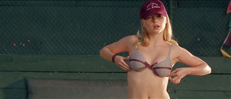 Naked Izabella Miko In Coyote Ugly