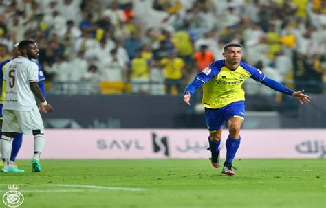 سجدة تاريخية رونالدو يحتفل مع جماهير النصر السعودي بطريقة جديدة