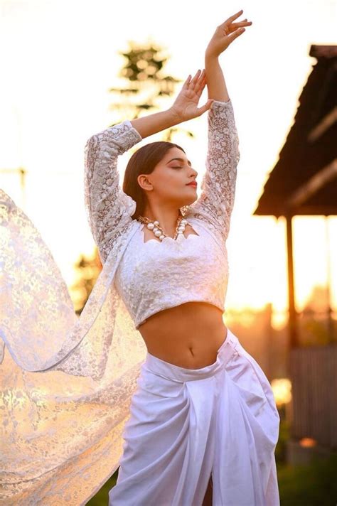 Actress And Model Nivishka Naidu Latest Hot Images