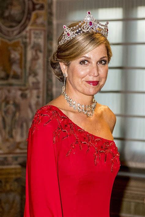 Poll De Mooiste Outfit Van Máxima Van 2017 Blauw Bloed Rey Soft