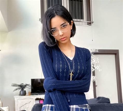 7 Hot Sexy SwimsuitSuccubus Bikini Pics