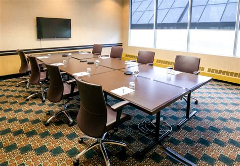 DOUBLETREE BY HILTON ST PAUL DOWNTOWN HOTEL ::: SAINT PAUL, MN