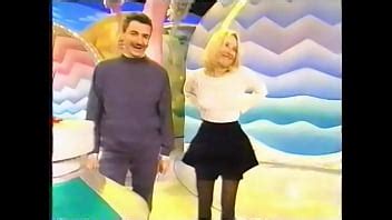 Show De Juegos De Striptease Italiano XVIDEOS