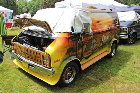 Custom 70s Dodge Van Automobile Dodge Van Old School Vans Day Van