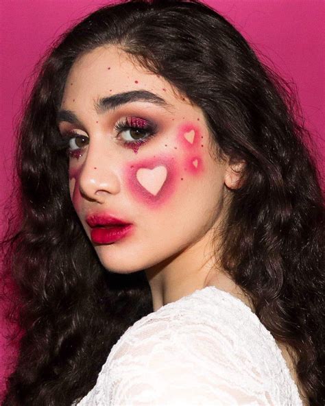 Lovesick 🥀 Abstract Makeup Makeup Makeup Looks