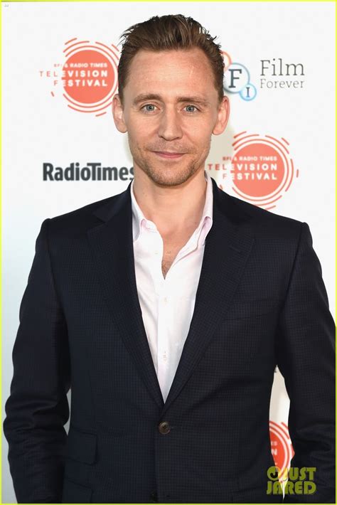 Tom Hiddleston Says He S Very Comfortable Doing Nude Scenes Photo