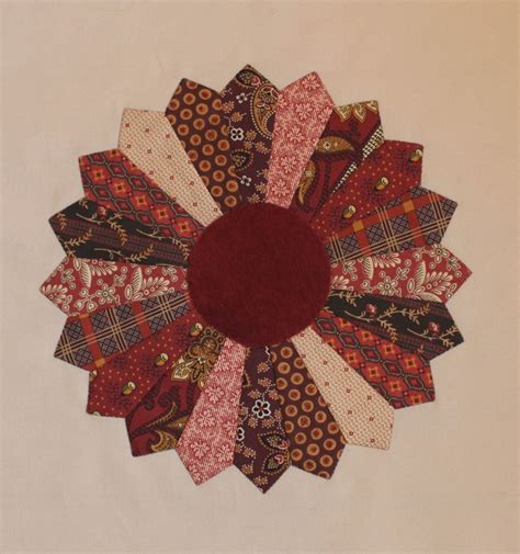 1000 Images About Quilts Dresden Plates On Pinterest Block Of The