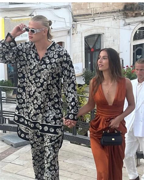 Dele Alli S Model Girlfriend Ruby Mae Catches The Eye In A Bikini Top Artofit