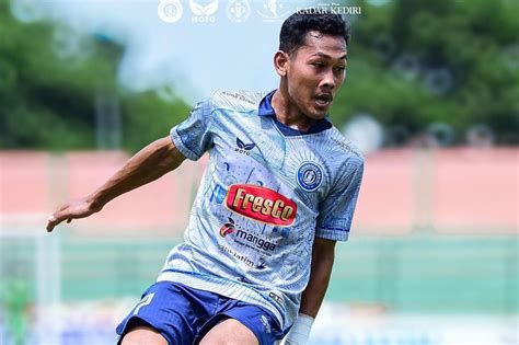 Cerita Di Balik Pesona Jersey Persedikab Kediri Yang Menduni