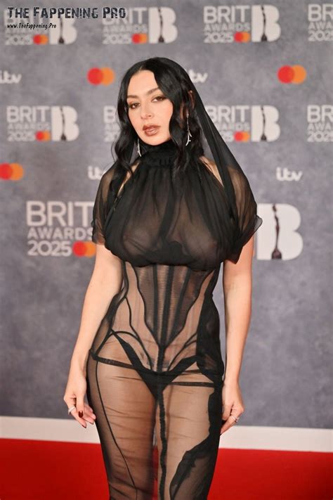Charli Xcx Exposed Tits Nude At The Brit Awards Photos The Fappening