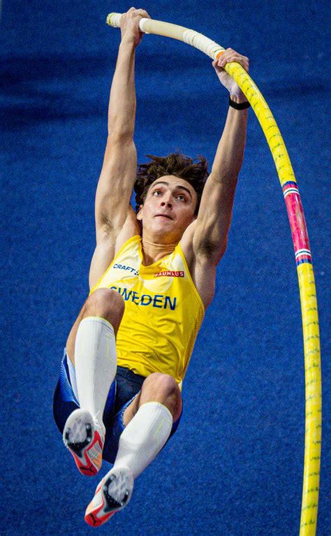 Centimeter voor centimeter springt Armand Duplantis met de polsstok